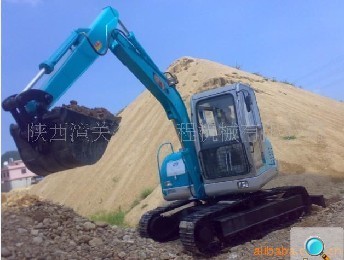 供應鏈條式挖掘機