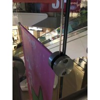 玻璃圍欄卡件吊旗，中庭廣告掛旗，商場(chǎng)活動(dòng)展旗